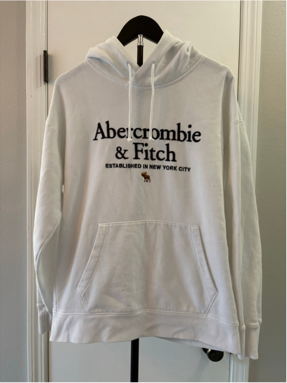 Abercrombie & Fitch Soft A&F Fleece Graphic Hoodie White Size Medium
